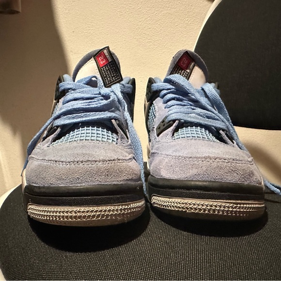 Jordan 4 UNC - Picture 5 of 7